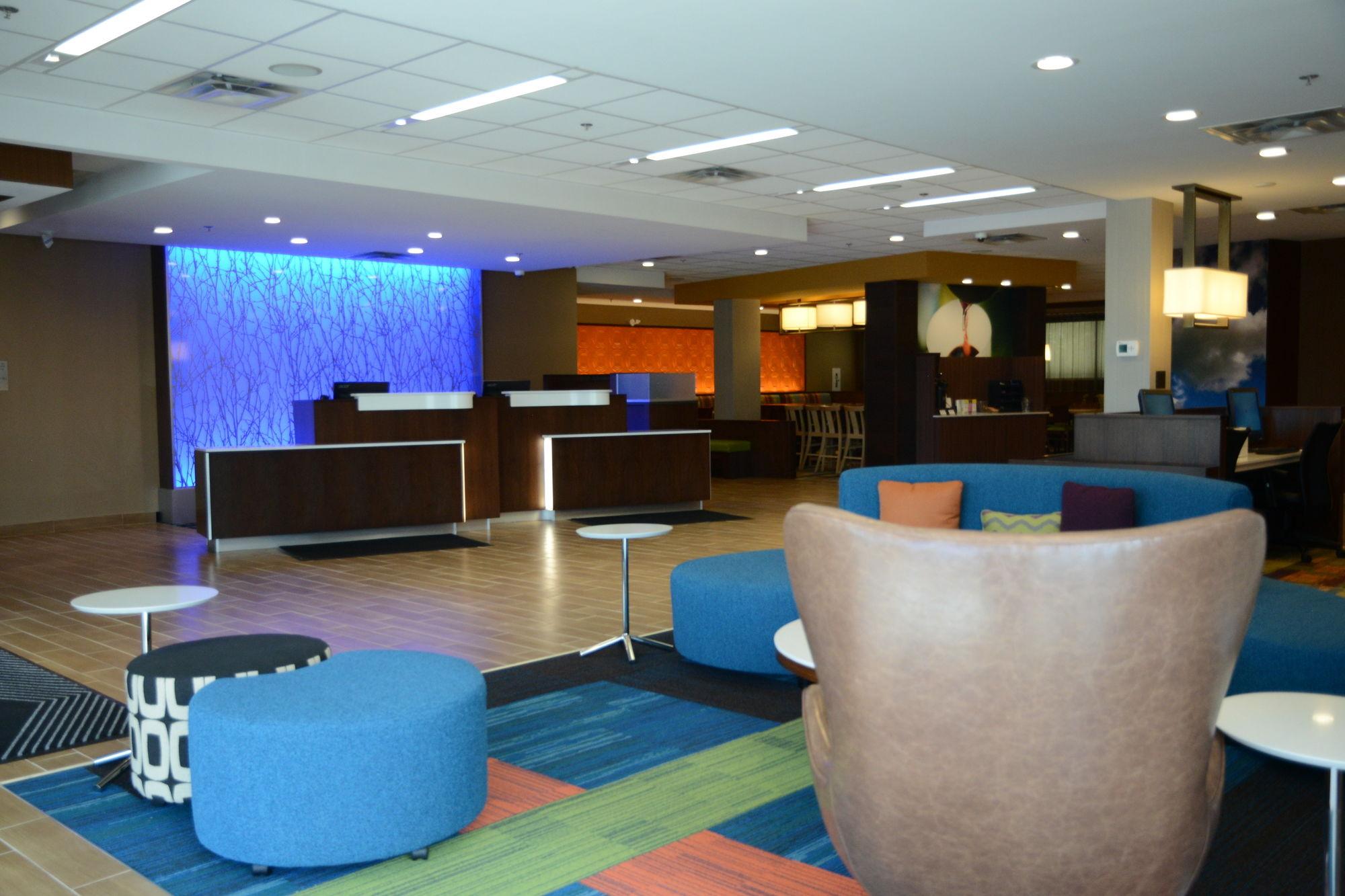Fairfield Inn & Suites By Marriott Edmonton North Bagian luar foto