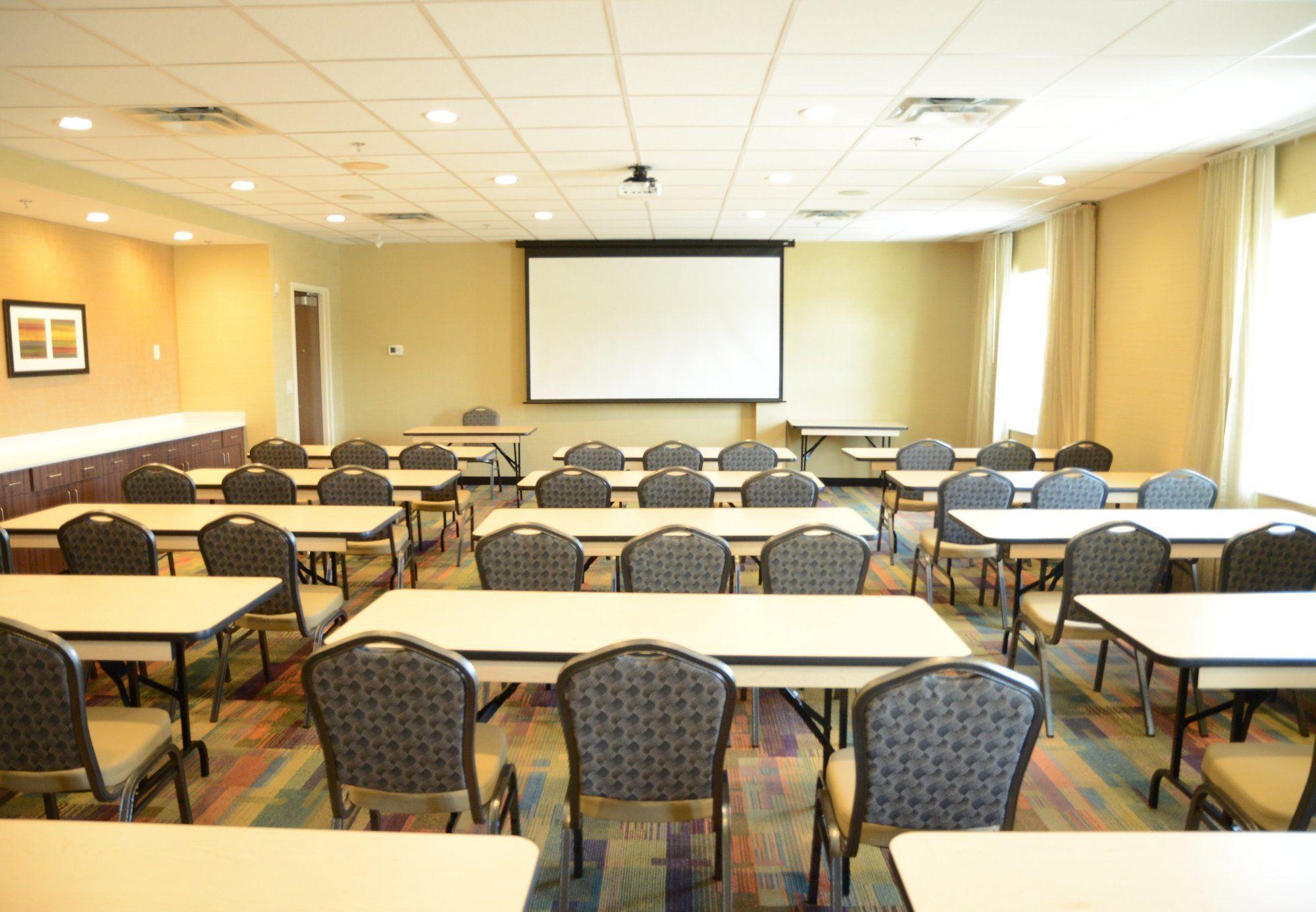 Fairfield Inn & Suites By Marriott Edmonton North Bagian luar foto
