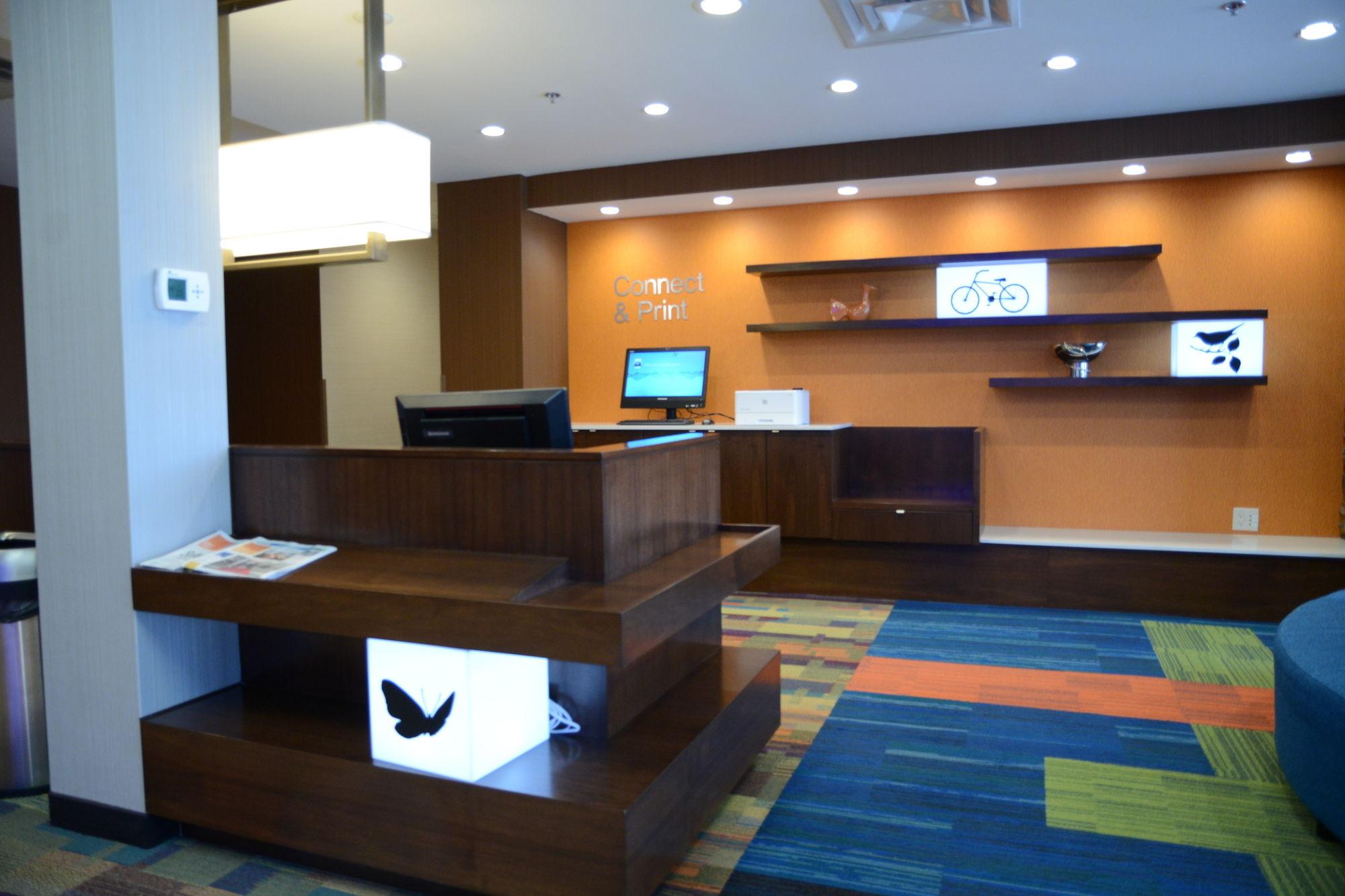 Fairfield Inn & Suites By Marriott Edmonton North Bagian luar foto