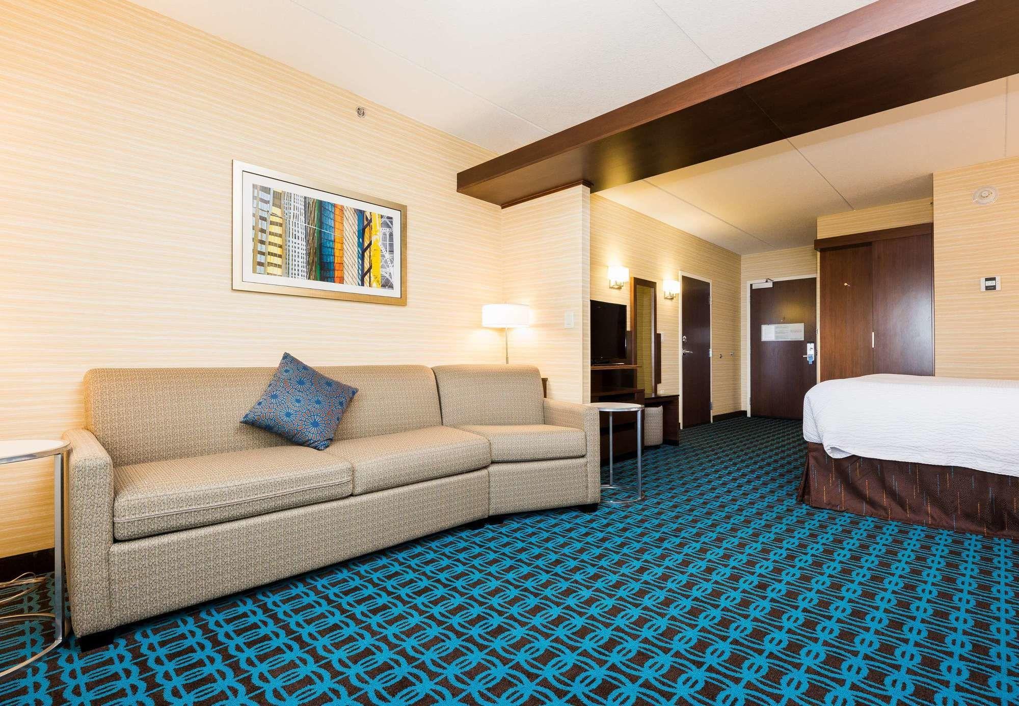 Fairfield Inn & Suites By Marriott Edmonton North Bagian luar foto