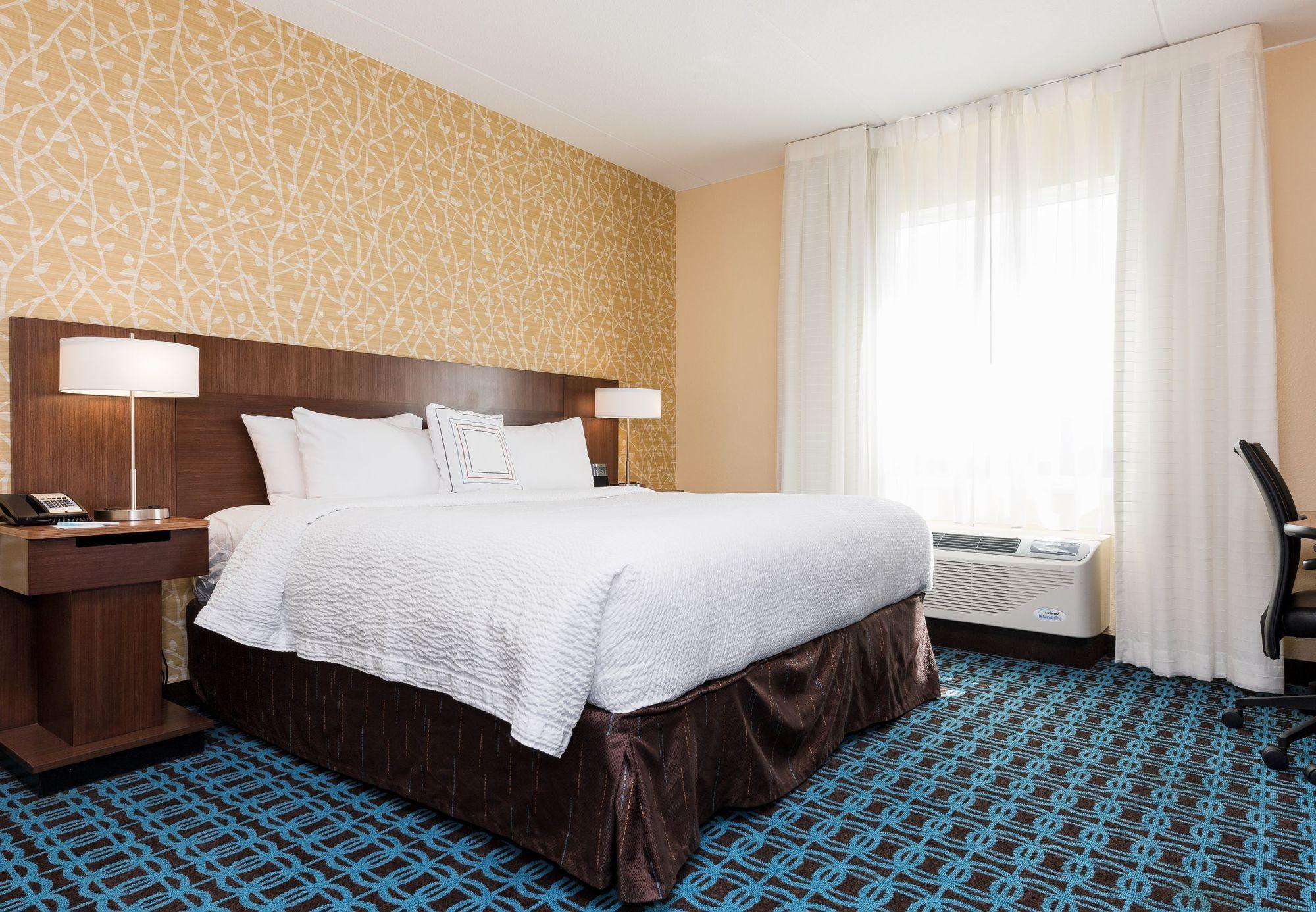 Fairfield Inn & Suites By Marriott Edmonton North Bagian luar foto
