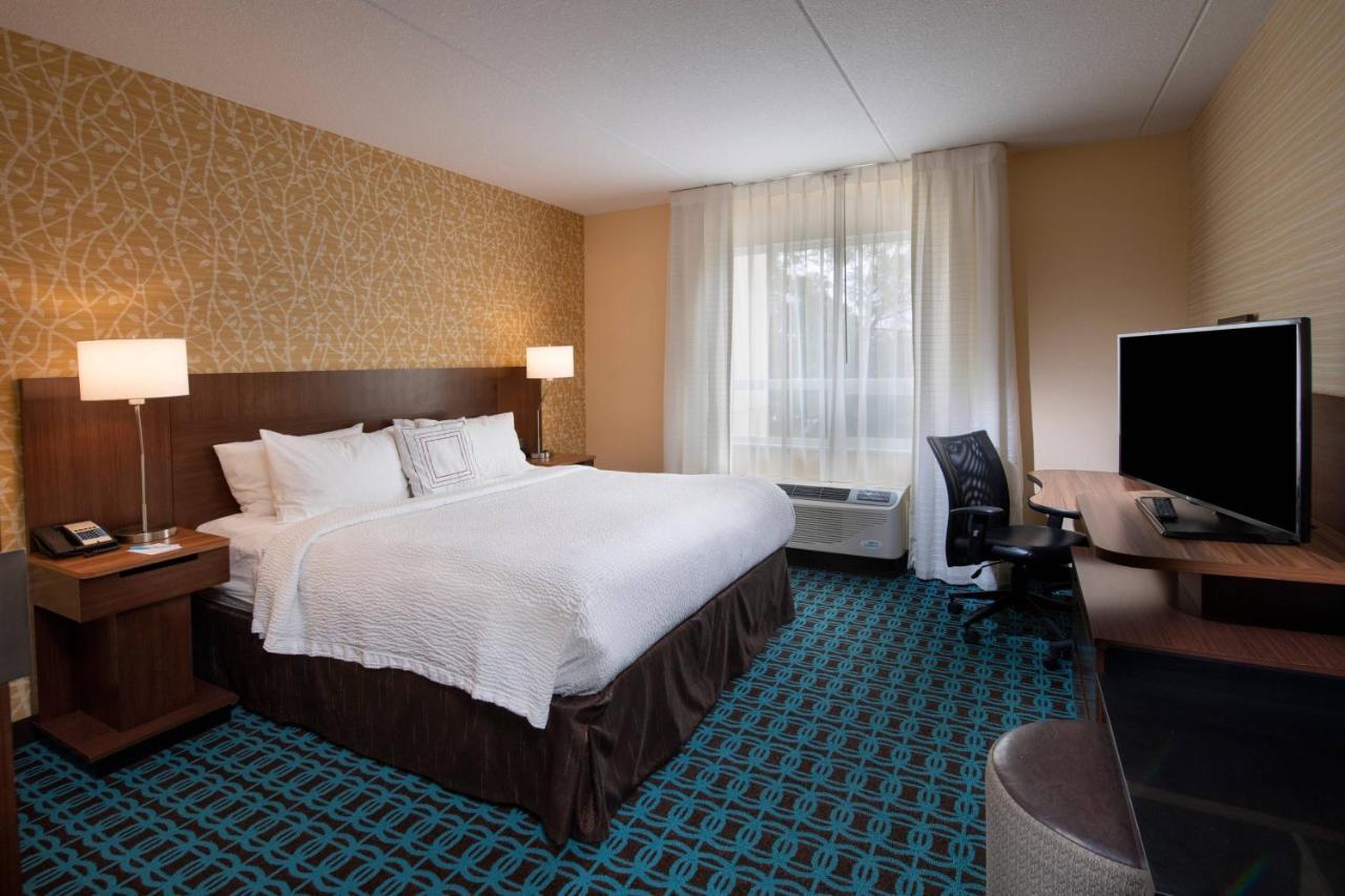 Fairfield Inn & Suites By Marriott Edmonton North Bagian luar foto
