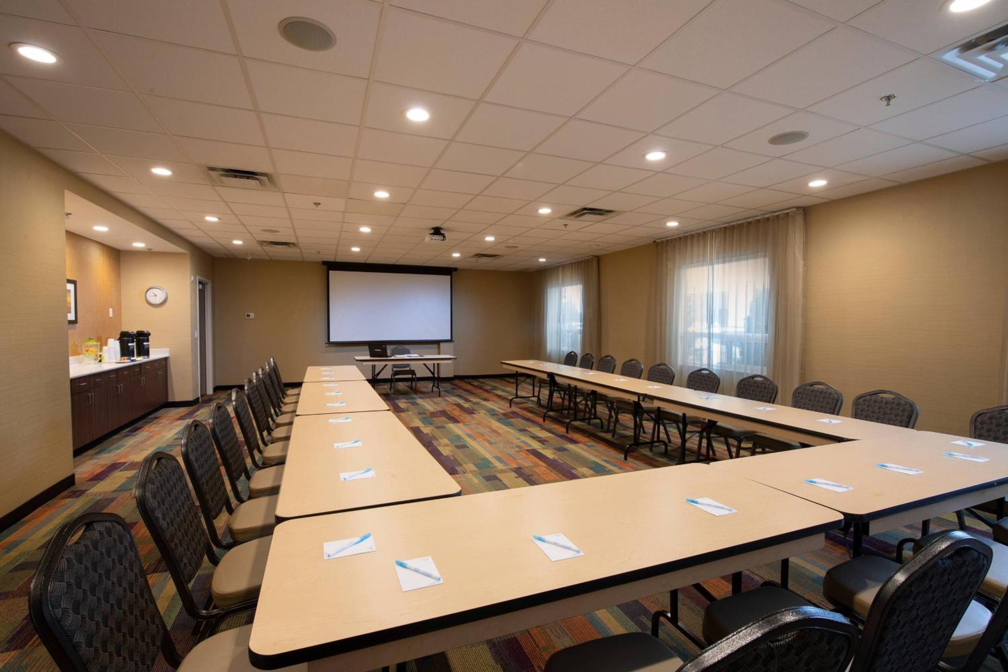 Fairfield Inn & Suites By Marriott Edmonton North Bagian luar foto